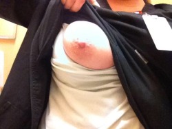 Sexy RN wife surprising me with boob pic had to shareThis is great! Thanks for sharing! ~scrubsdecore