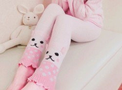hanaetsu:  Pink pants pajamas from Himi Storenvy
