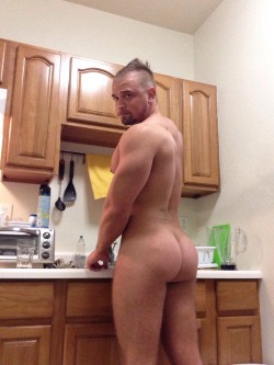 jonathanecko: beefybuddy:  Beefybuddy.tumblr.com   @  Jonathanecko To Follow Me On Twitter Submit a Pic Ask A Question  You Wanna See More Pics? Click Here  
