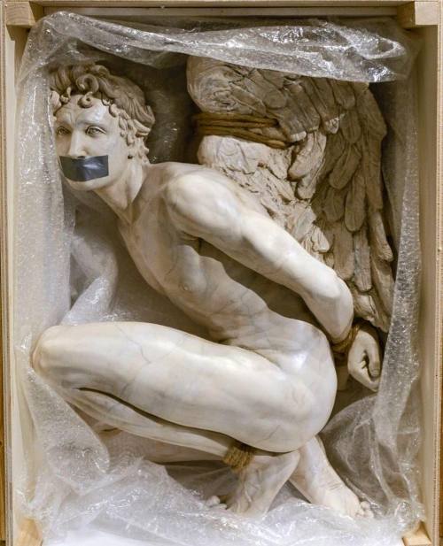 antonio-m:   “Amore Kidnapped”, 2015 by  Daniele Accossato (1987–present). Italian sculptor.Repost from: @danieleaccossato 