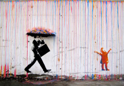 Reactions to rain (street art in Norway by Skurktur)