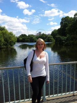 bidave2012:  My wife, stacey from hemel hempstead, Hertfordshire, UK. ameture milf. Let me know what you think of her… x