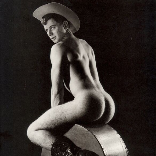 fuckyeahyeehaw:Howdy Nicholas Wright🤠 [Photographed by Hubert Pierre Pouches]
