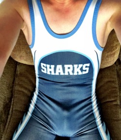 gearplay1980:  Another singlet shot for you guys.. Been working on my core, singlet fits so perfect now. 