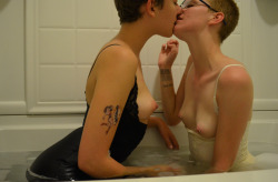 Luxaeternagirl:  Daddy And I Making Out In The Bathtub In Lingerie.  Yes. You’re