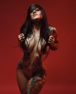 eyesfavouritecandy:inked and hot - follow http://eyesfavouritecandy.tumblr.com visit our 18+ inked blog http://allgrownsup.tumblr.com inked sexy and nude !!girls only!! #inked #sexy #ink #inkedgirl #inkedup #inkedbabe #inkedmag