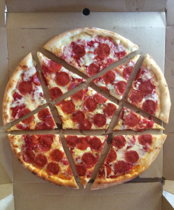 hkirkh:  Nobody tells me how to slice my pizza. 