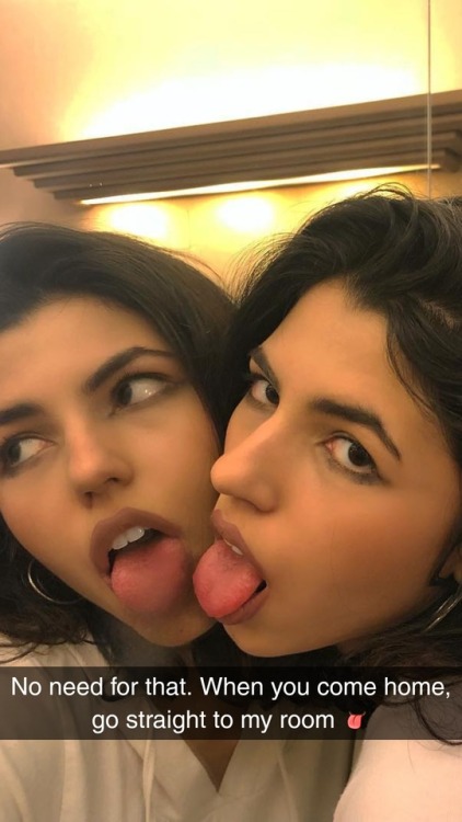fuzzy-cat-collector:  fresh-sibling-incest:  Mistakenly sending your sister a sexy snap doesn’t always end in disaster 