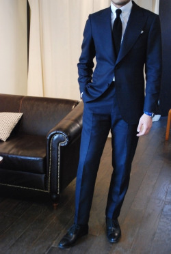 the-suit-man:  Menswear | Suits | Mensfashion &amp; style | http://the-suit-man.tumblr.com/