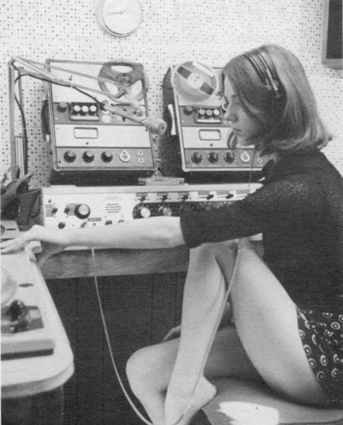 aiiaiiiyo:  Radio station operator, 1964 Check this blog!