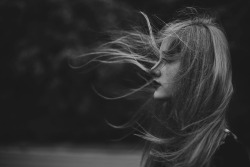 lipsofdust:  Wind black and white by thefirebomb  