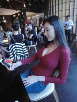 Slantedpussy:  Korean Libraryposted From: Real Asians At Slanted Pussy  No Nudity