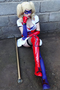 sharemycosplay:  #Cosplayer @MelodyxNya as Harley Quinn! #cosplay #comicbooks #batman http://melodyxnya.deviantart.com/https://www.facebook.com/pages/Melody-Rose/605947292802103 Interviews, features and more. Visit http://www.sharemycosplay.com Sharing