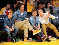 p-inkcalifornia:  tbhemmings:  kellintbh:  why are their genetics so great  can brooklyn beckham just marry me already   christmas blog  