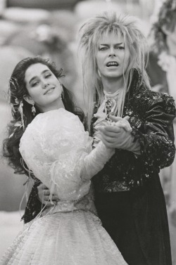meemalee: tyrannousstars:   meemalee:  Sarah: *I’m* the Goblin Queen, bitches - you go wave your fans somewhere else.   (From Labyrinth: The Ultimate Visual History)  The Labyrinth commentaries are an Absolute Fucking Delight, seriously - from Goblins