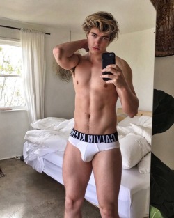 illegalbriefs: Congrats to actor and model Zander Hodgson for announcing he is gay to all his fans.