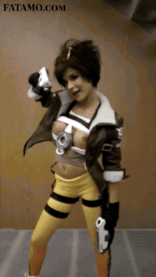 awesomeandsexycosplay:A nice nsfw Tracer cosplay