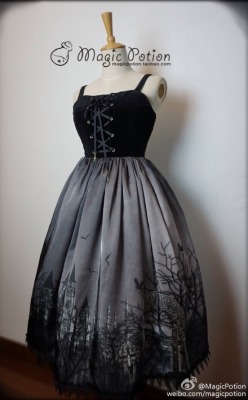 Thinklolita:  Magic Potion Preview Of Gothic Series  Pretty Dressses :3