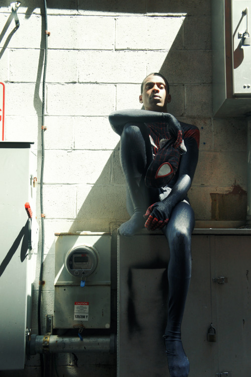 nikolasdraperivey:  CINEMATIC MILES MORALES COSPLAYYo! My name is Nikolas A. Draper-Ivey…This is cosplay as Cinematic Miles Morales: The Ultimate Spider Man. This suit was made by Jesse Covington ( Writer and Costume Designer) and sewn by Sasha