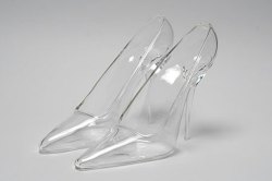 atavus:  Maison Martin Margiela Glass Slippers