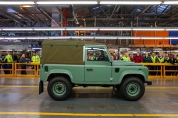 Land Rover on Twitter: "Here it is, the last #Defender to roll off the production line at our plant