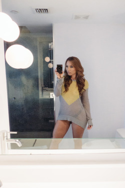valpowerdreamgirls:  Nicole Mejia - Selfies