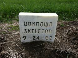  Headstones of people with a sense of humor even in death                 