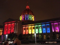 tobuscus-is-my-time-lord:  City Hall in San Francisco, CA tonight in support of the Gay Rights Movement. 