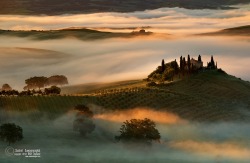 euph0r14:  Toscana | by Khunchild 