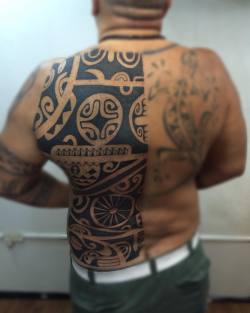 #Tattoo #tatuaje #tatu #ink #inked #inkedup #inklife #gabodiaz04 #black #blackink #blacktattoo #tattoonegro #tribal #tribales #maori #polinesian #espalda #lara #Venezuela #barquisimeto