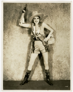 gmgallery:  Elmer Fryer photograph of Billie Dove, c. 1929 http://stores.eBay.com/GrapefruitMoonGallery 