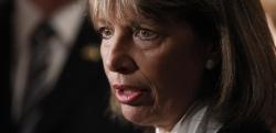 how-to-be-a-sad-bitch:  micdotcom:  California rep proposes bill requiring rape charges to appear on college transcripts Rep. Jackie Speier (D-Calif.) on Thursday proposed the Safe Transfer Act. The bill that would require a student’s rape charges to