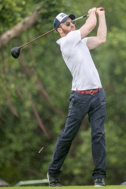 Chris Evans playing golf, Henry Cavill running