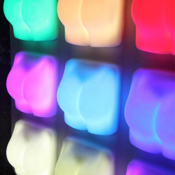 thefingerfuckingfemalefury:  mutantlexi:  hamstergal:  b-ryyy:  88floors:  Joseph Begley lights up rooms in a cheeky way with ‘Slap It’ A quick pinch or squeeze of the ‘slap it’ lamp by London-based designer Joseph Begley brightens up rooms with