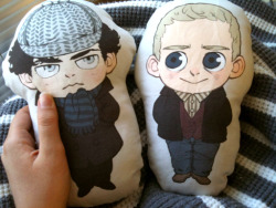 I DID A REALLY BAD THING OMG I&rsquo;m jumping onboard the pillow party I didn&rsquo;t realize I was squishing them in all of the photos until just now hahaha I can&rsquo;t stop they&rsquo;re so gross dammit John These will be available, only in pairs,