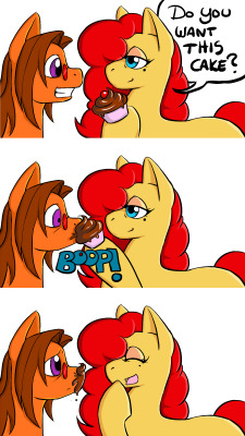 nopony-ask-mclovin:  zolah:  Aaaaand Mclovin gets his cake! This should make his god Nicholas Cage pleased…. ( sorry for the diffrence between pictures, i wanted to finish this as soon as possible ._. )   McLovin: °w° ….. wait a second, I didn’t