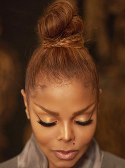 A blog dedicated to the legendary Janet Jackson