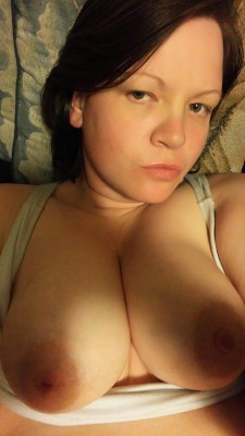 sexycouple-eng:  Selfie say…need hubby here to satisfy me.