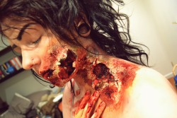 inbreed:  sexinjury:  sirsalacious:  inbreed:  it’s the motherfucking zombie apocalypse, bitch  I’ve been looking for someone who can do this!  Sarah you talented thing, you.  aw thank you gabby you babe 😘