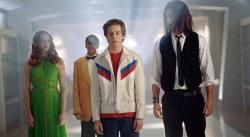 4licia:  starscreamsswayinghips:  discoveryandscience:  yo-ho-sebastian-stan:  wow captain america 3 looks so good!!   Bucky, Natasha, and Sam look like they’re all going somewhere fancy but forgot to tell Steve  F CUKN ING  this was such a good movie