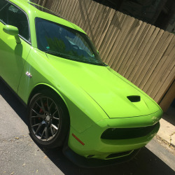 Some morning inspiration, it’s never to bright to shine #lime #challengernation #475HP
