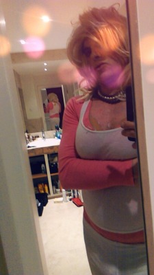gina-tina87:I’m Craving an American sugar daddy. An older guy who would buy me some tits and use me as their sissy bimbo sex slave. Please reblog and help my sissy dreams come true