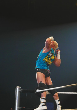 rwfan11:  Dolph Ziggler …those thighs and that ass! :-)