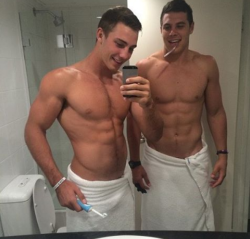 texasfratboy:  when living in the dorm, i remember how much i loved to see the college jocks walking around in nothin’ but a towel! hot! 