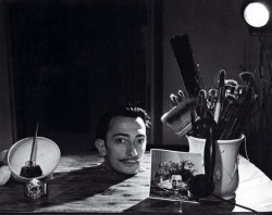 Salvador Dali - Nature morte, 1948.