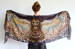 beardsbunniesandlittlethings:  missharpersworld:  lacecarsandink:  southerngentslove:  mirahxox:  orodemniades:  sosuperawesome:  Scarves by Shovava  WANT  NEED  These are fantastic.  missharpersworld  these are beautiful but ooooh the owl one !!! thank