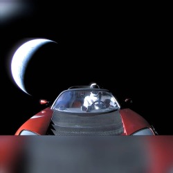 Roadster, Starman, Planet Earth #nasa #apod #spacex #falconheavy #rocket #tesla #roadster #starman #solarsystem #space #science #astronomy