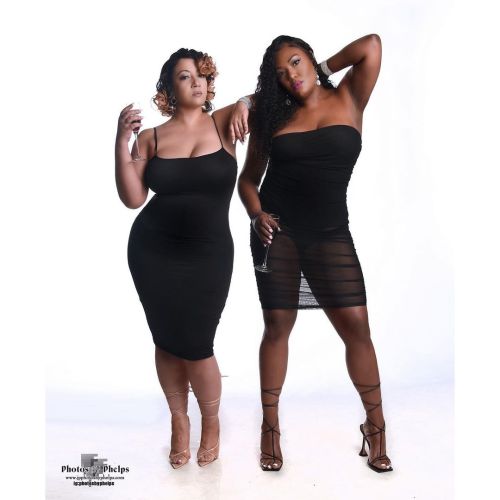 #teamworkthursday  with models and radio hosts @ohmiiohmy  and @intellectual_vixen and @flyestbird  #blackdress #curves #blackgirlsrock #curvy #sexappeal #promoimages  #baltimorephotographer  #photosbyphelps #studioshoot #model #imakeprettypeopleprettier