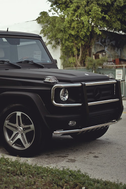 auerr:  Mercedes-Benz G55 AMG  Black on black looks so mysterious. **Follow Cars,Women,Weed And Other Stuff** cwwaos.tumblr.com ; I follow back