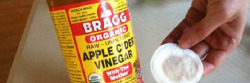 Using Apple Cider Vinegar  to remove a Skin Taghttp://www.cliffys.com.au/removal-guide/apple-cider-vinegar-and-skin-tags/